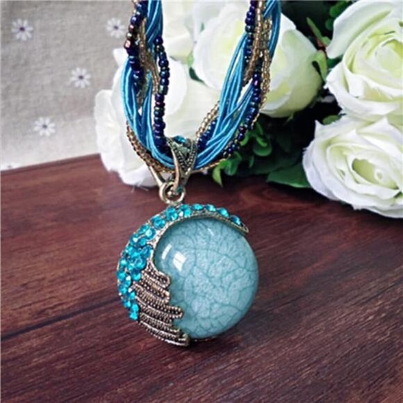 Bohemian Collar Necklace for Women Retro Vintage Statement Pendant - Picture 6 of 6